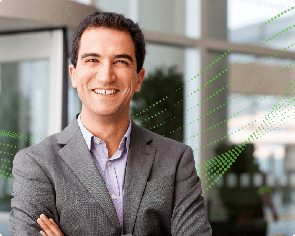 Website images with dots or swish - smiling man -  1000 x 800